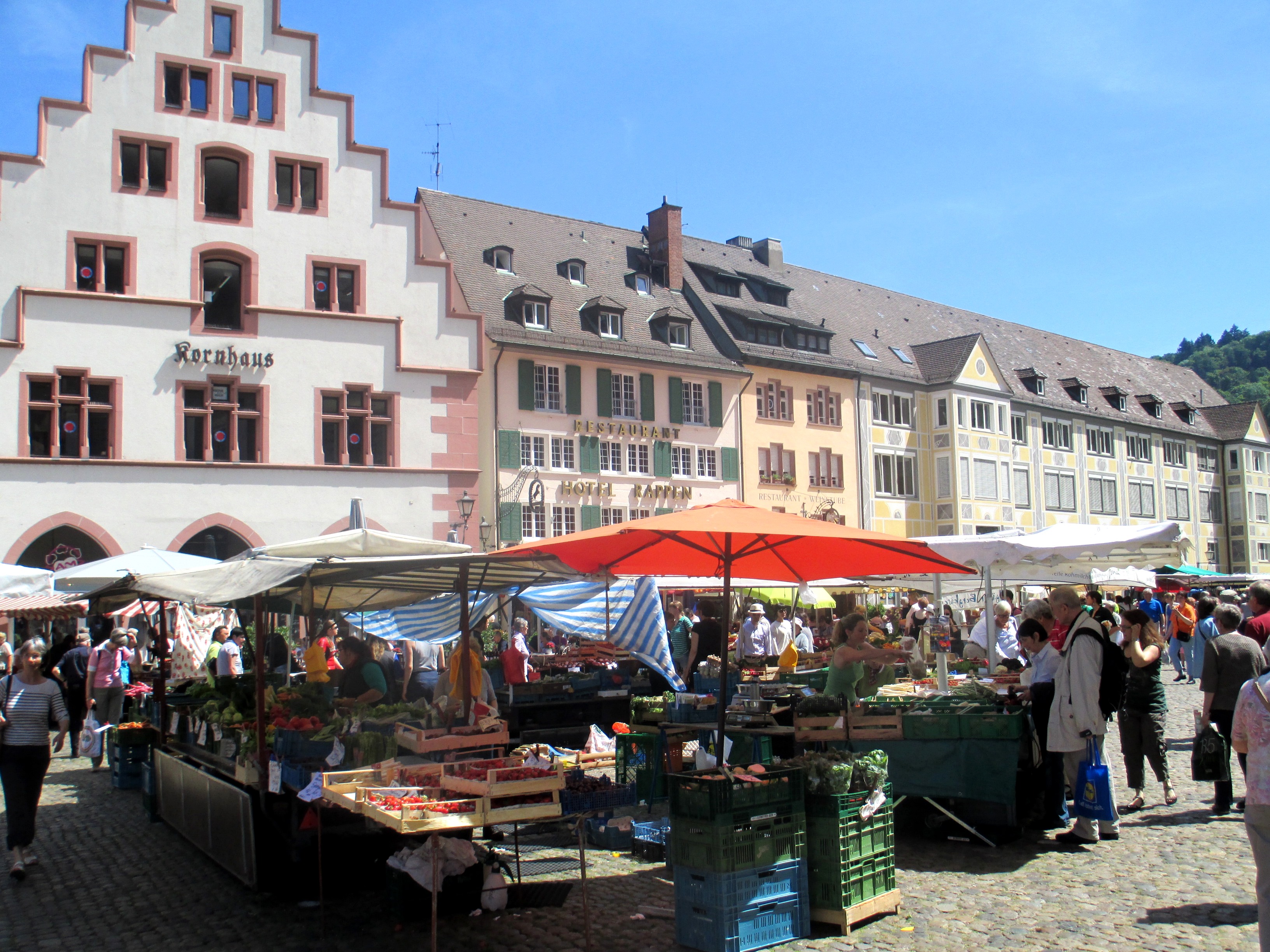 Freiburg outdoor market2
