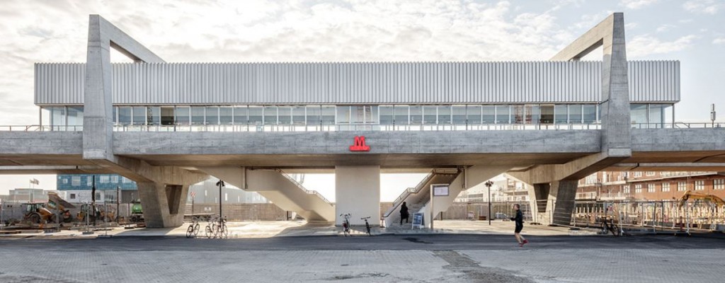 Copenhagen Docklands orientkaj_station_02_credit_rasmus_hjortshoj_-_coast_Views from the station platform have also been a key design consideration On a clear day passengers can look across the Øresund into Swede largest urban reg